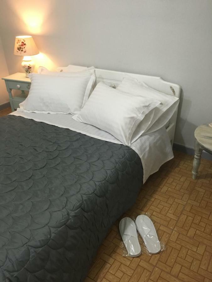 Villa Ermilia Kerveli Bagian luar foto